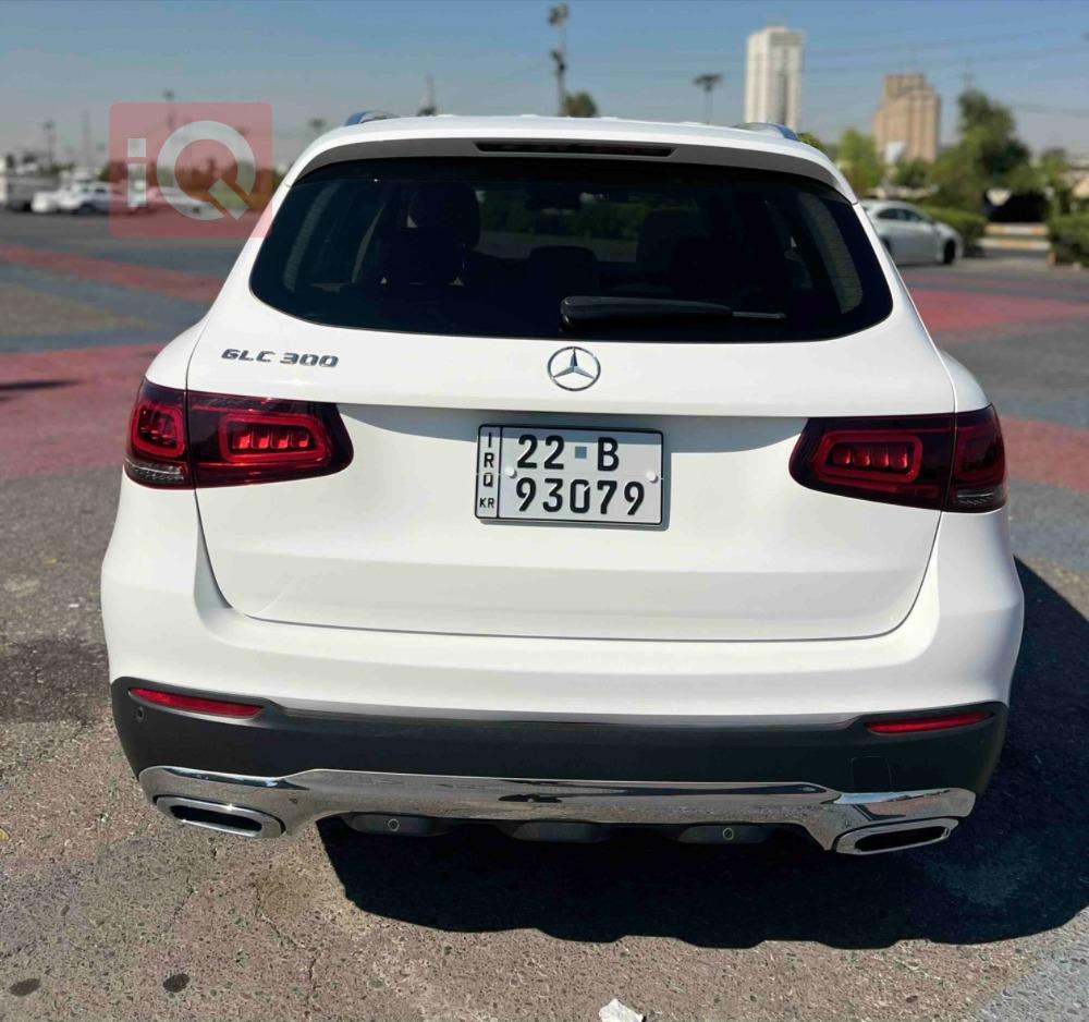 مێرسێدس بێنز GLC